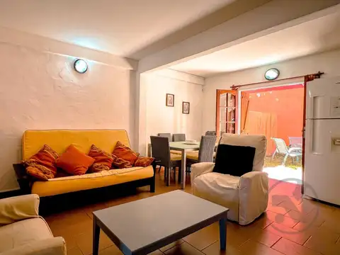 Depto Tipo Casa en Venta de 2 ambientes