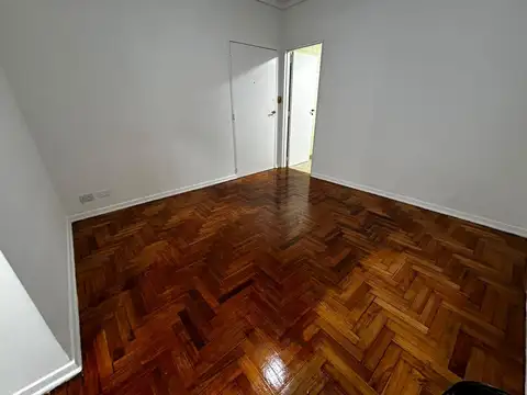 Departamento en Alquiler en Parque Patricios, $ 600.000