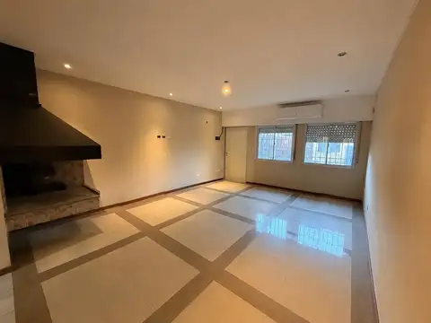 Casa en Alquiler de 3 dormitorios