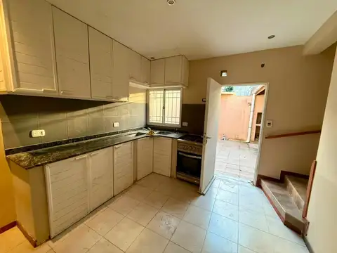 Casa en Alquiler en Manuel B Gonnet, $ 1.250.000