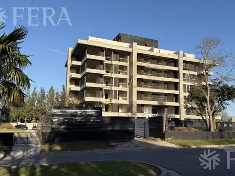 Venta Departamento 3 ambientes con balcón en Greenville Polo