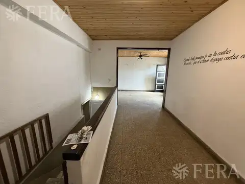 Depto Tipo Casa en Venta en Bernal Oeste, USD 50.000