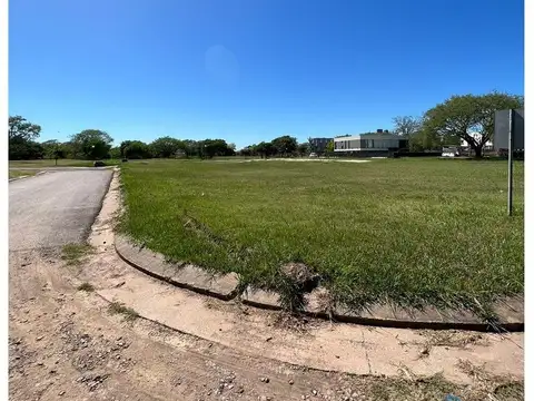 Av Sarmiento 2500