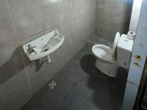 Galpon en Alquiler en Gregorio de Laferrere, $ 1.600.000