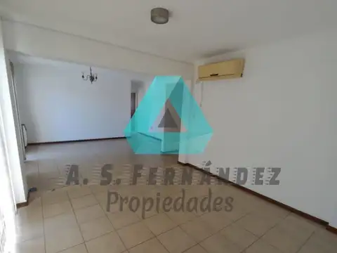 Departamento 4 ambientes con 2 baños