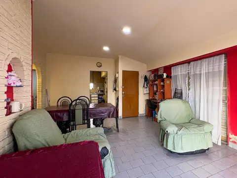 VENTA CASA 4 AMB SANTA RITA AMPLIO GALPON Y PATIO