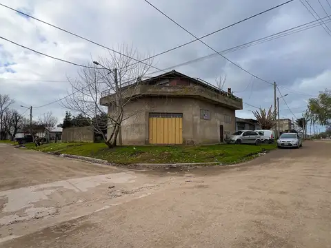 VENTA CASA 4 AMB SANTA RITA AMPLIO GALPON Y PATIO