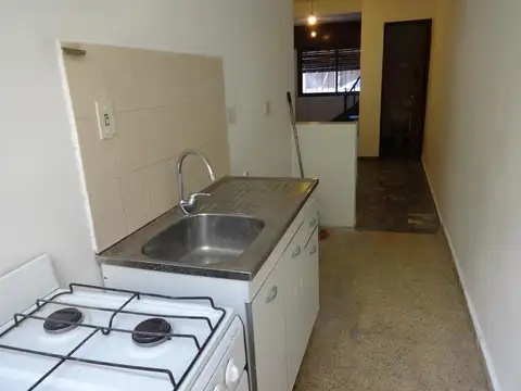 Depto Tipo Casa 3 ambientes con 1 baño