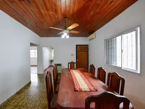 CASA EN VENTA EL CARMEN 2 DORMITORIOS