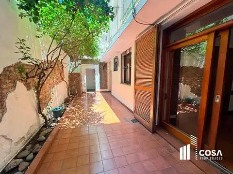 Alquiler Departamento 2 dormitorios con patio y parrilla ubicación privilegiada Martin Rosario