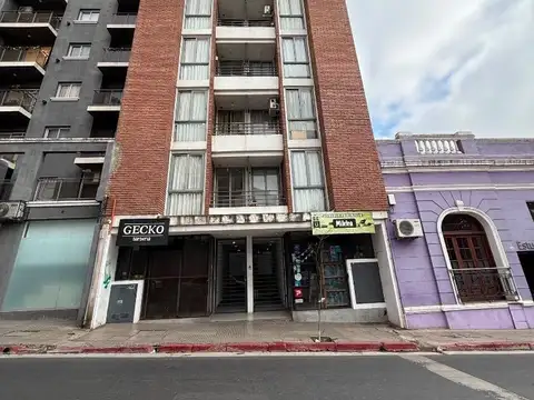 DEPARTAMENTO UN DORMITORIO - BALCARCE  300 5