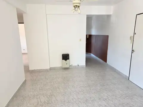 ALQUILER DE DEPARTAMENTO DE 3 AMBIENTES VILLA LYNCH