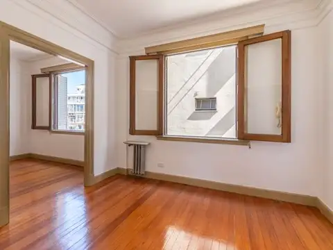 Perón 2759 , Piso 6