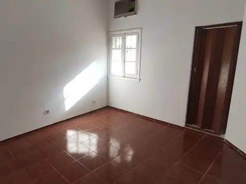 Depto Tipo Casa en Venta al Este