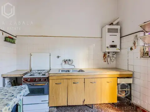 Casa 3 ambientes con 1 baño