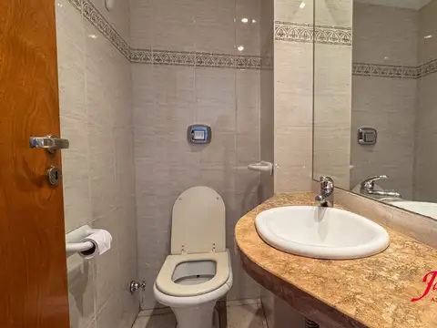 Departamento 5 ambientes con 2 baños