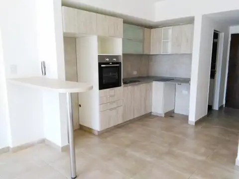 Rafaela al 4800 , Piso 3