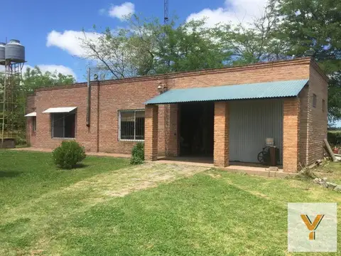 Quinta en venta - 4 Dormitorios 4 Baños - 10000mts2 - Mercedes