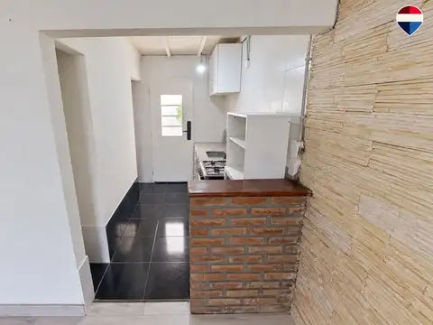 Casa 3 ambientes con 1 baño