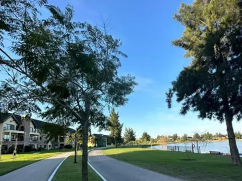 Departamento 4 ambientes con 3 baños