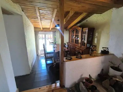 Casa 4 ambientes con 1 baño