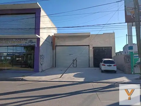 Depósito en venta - 180Mts2 - Cochera - Garín, Escobar