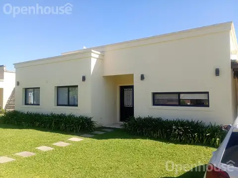 Av. Bartolomé Mitre 710