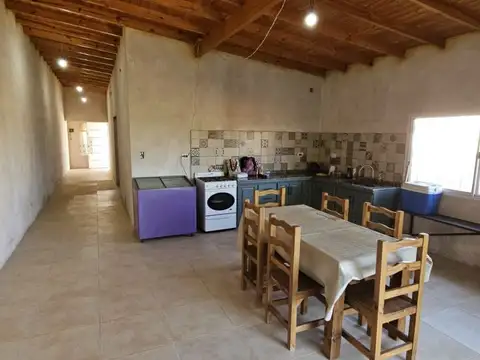 Casa 3 ambientes con 1 baño