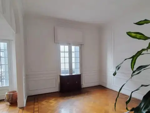 Departamento en Venta de 5 ambientes