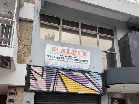 AMPLIO Local sobre Av. Nazca - 4.30 x 25 - DOBLE Altura - 2 Plantas - OPORTUNIDAD !!!