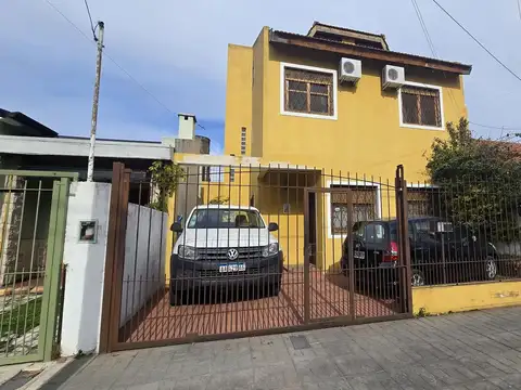 Jose ingenieros al 2300