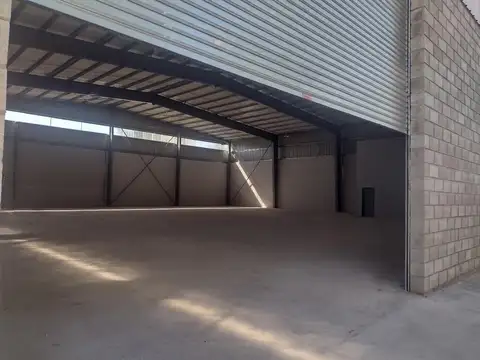 GALPÓN INDUSTRIAL A ESTRENAR. FCO ÁLVAREZ.