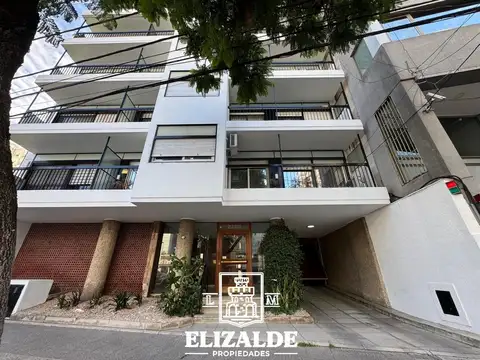 Av. Libertador y Pelliza - 2 amb c/vista al rio - Venta - Olivos