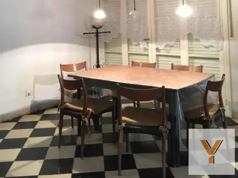 Casa 5 ambientes con 3 baños