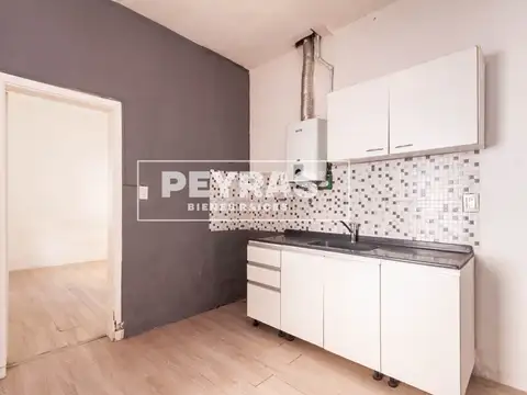 Casa 4 ambientes con 1 baño