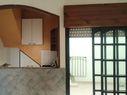 Depto Tipo Casa en Venta 46 años