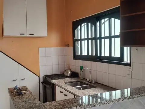 Depto Tipo Casa en Venta al Oeste