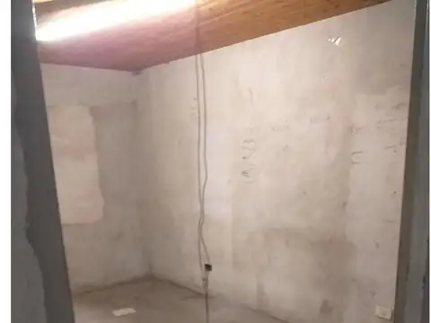 Galpon en Venta 10  mts Frente