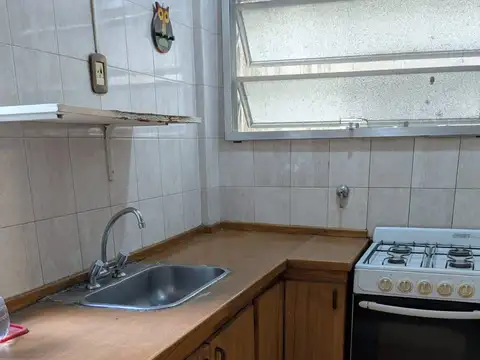 3 ambientes  , contrafrente