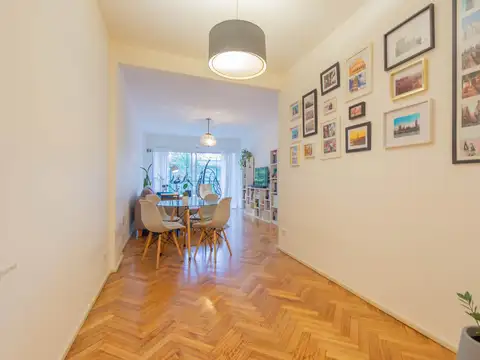 Venta amplio departamento de 3 amb con dep Almagro