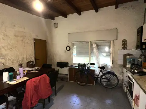 Avenida Bernardo Houssay 800