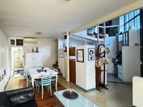 Depto Tipo Casa en Venta 21 años