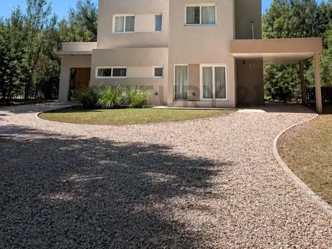 Casa en alquiler en Miralagos Club de Campo, Golf & Spa