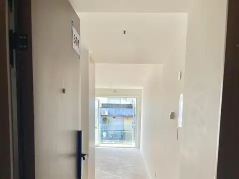 3 AMBIENTES FRENTE PISO ALTO EN CABALLITO SUR CON AMENITIES