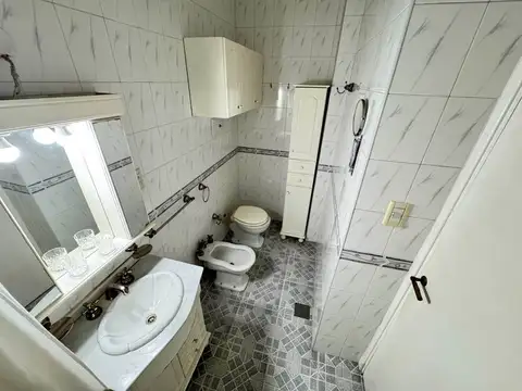 Depto Tipo Casa en Venta en Caballito, USD 169.900