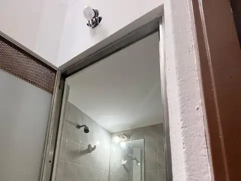 SAN CRISTÓBAL - San José 1000 - Local comercial con sotano!