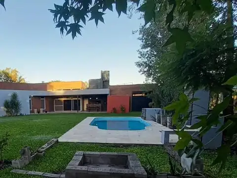 Casa de categoria en  San Justo (Sta Fe)