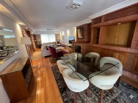 Casa en Alquiler de 3 dormitorios