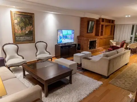 Casa en Alquiler en Martinez Vias / Libertador, USD 4.000