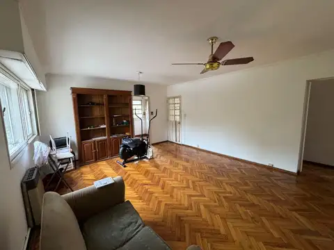 Jujuy 2359 - 3 Piso A